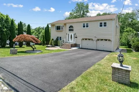 157 Perry St, Dover, NJ 07801 photo 2