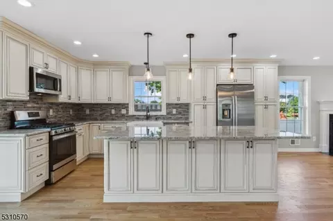 536 Drake Ave, Middlesex, NJ 08846 photo 15