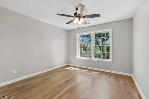 536 Drake Ave, Middlesex, NJ 08846 photo 26