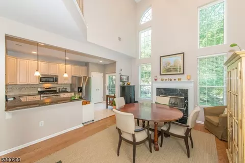 103 Warbler Dr, Wayne, NJ 07470 photo 10