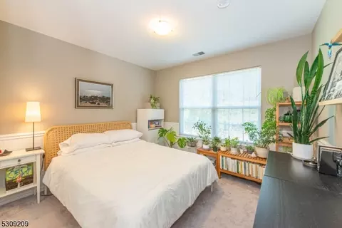103 Warbler Dr, Wayne, NJ 07470 photo 31