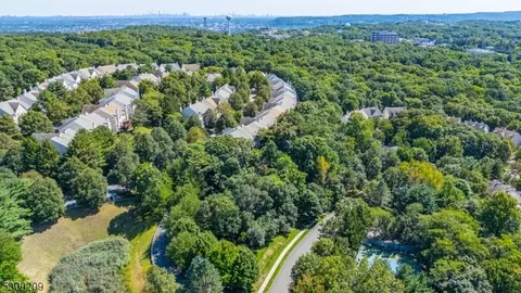 103 Warbler Dr, Wayne, NJ 07470 photo 43