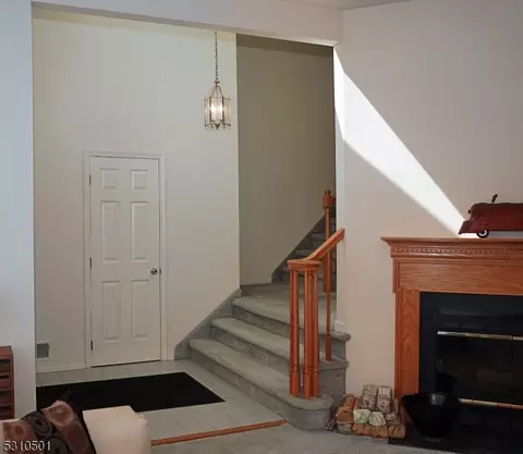412 Cornell Ct, Hackettstown, NJ 07840 photo 10