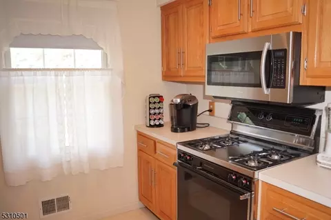 412 Cornell Ct, Hackettstown, NJ 07840 photo 14