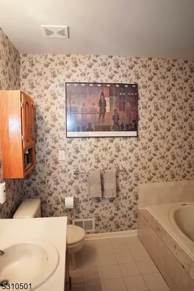 412 Cornell Ct, Hackettstown, NJ 07840 photo 21