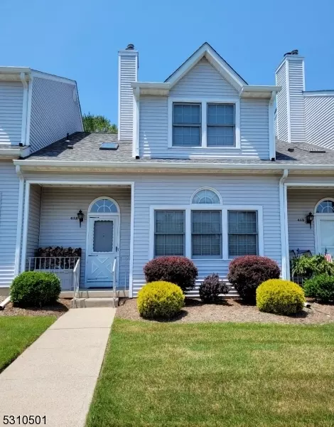 412 Cornell Ct, Hackettstown, NJ 07840
