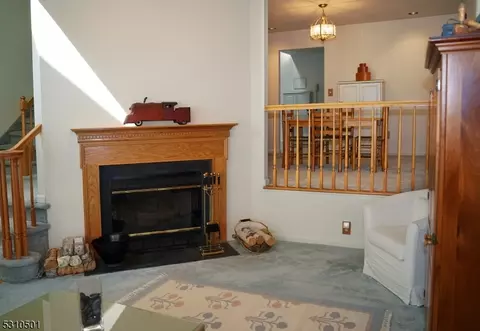 412 Cornell Ct, Hackettstown, NJ 07840 photo 5