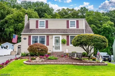 13 Robert St, Rockaway, NJ 07866