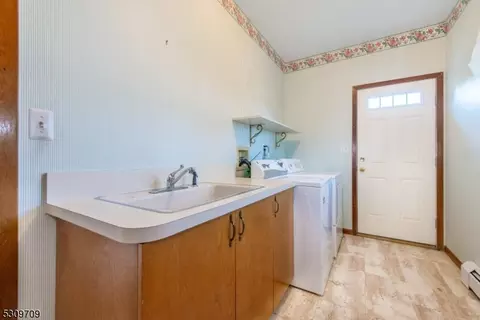 3 Verkade Dr, Wayne, NJ 07470 photo 18