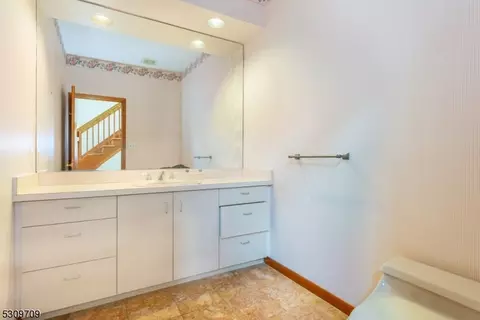 3 Verkade Dr, Wayne, NJ 07470 photo 19