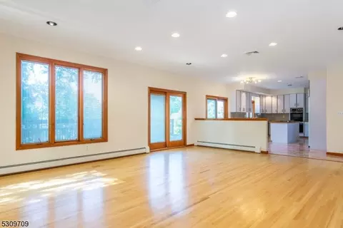 3 Verkade Dr, Wayne, NJ 07470 photo 16