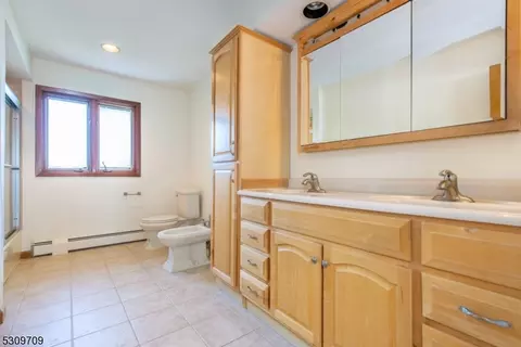3 Verkade Dr, Wayne, NJ 07470 photo 30