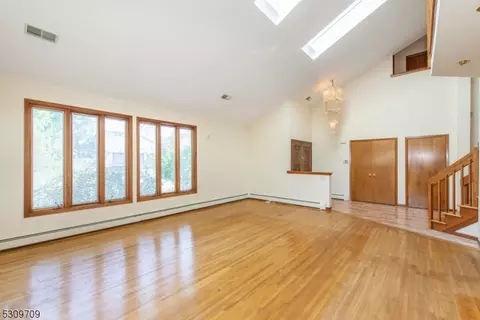 3 Verkade Dr, Wayne, NJ 07470 photo 4