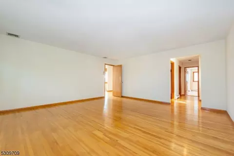 3 Verkade Dr, Wayne, NJ 07470 photo 25