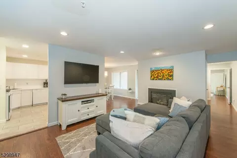 14 Paris Cir, West Orange, NJ 07052