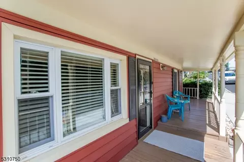 37 E Grand St, Hampton, NJ 08827 photo 3