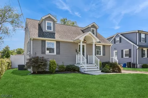 408 Walnut St, Middlesex, NJ 08846 photo 2