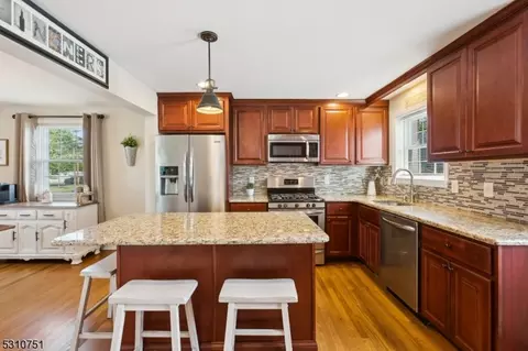 408 Walnut St, Middlesex, NJ 08846 photo 14