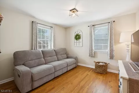 408 Walnut St, Middlesex, NJ 08846 photo 17