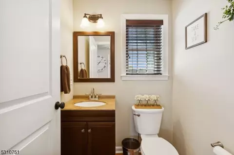 408 Walnut St, Middlesex, NJ 08846 photo 24
