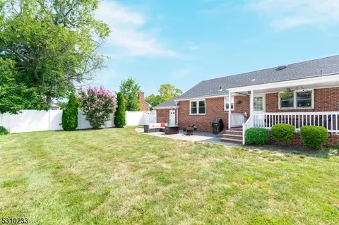 39 Albert Ave, Edison, NJ 08837 photo 50