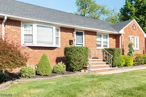 39 Albert Ave, Edison, NJ 08837 photo 5