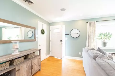 39 Albert Ave, Edison, NJ 08837 photo 6