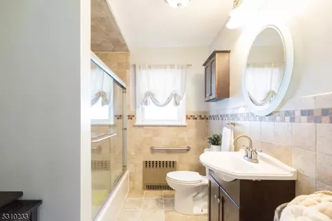 39 Albert Ave, Edison, NJ 08837 photo 28