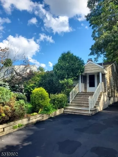 22 Washington Ave, Hanover, NJ 07981