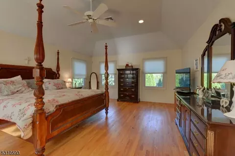 51 Ellicott Ln, Wayne, NJ 07470 photo 20