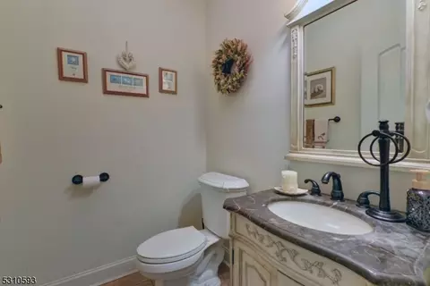51 Ellicott Ln, Wayne, NJ 07470 photo 31