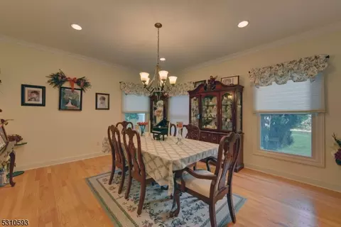 51 Ellicott Ln, Wayne, NJ 07470 photo 17