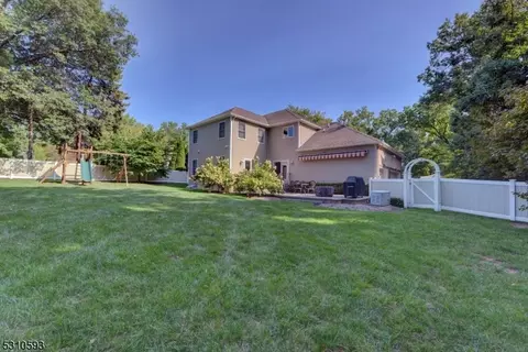 51 Ellicott Ln, Wayne, NJ 07470 photo 37
