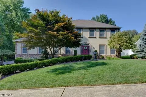 51 Ellicott Ln, Wayne, NJ 07470 photo 2