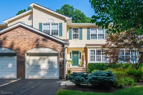 123 Butternut Dr, Wayne, NJ 07470
