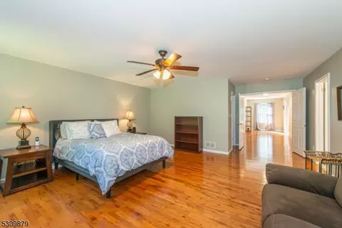 123 Butternut Dr, Wayne, NJ 07470 photo 25