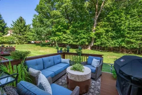 123 Butternut Dr, Wayne, NJ 07470 photo 40