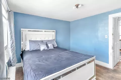 101 Pink St, Hackensack, NJ 07601 photo 11