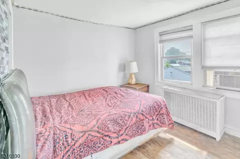 101 Pink St, Hackensack, NJ 07601 photo 12