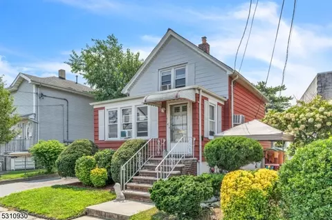 101 Pink St, Hackensack, NJ 07601 photo 3