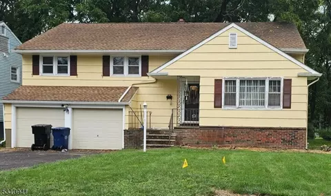 62 Parkside Rd, Plainfield, NJ 07060