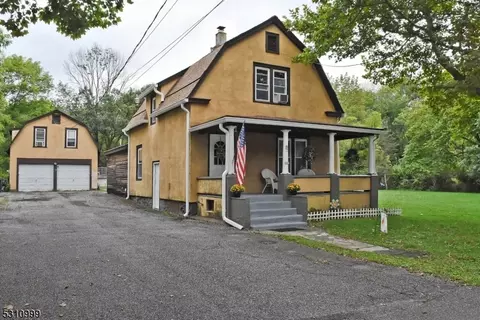 15 Second St, Sussex, NJ 07461