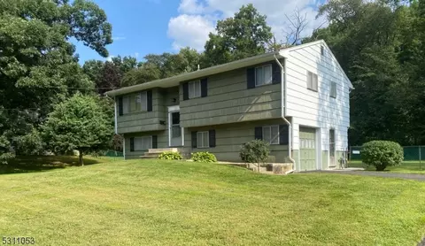 89 Rockhill Rd, Old Bridge, NJ 08857