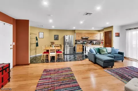 40-44 Rome St #9C, Newark, NJ 07105