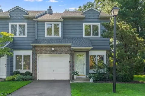 7-28 Cross Mdws #728, Fair Lawn, NJ 07410