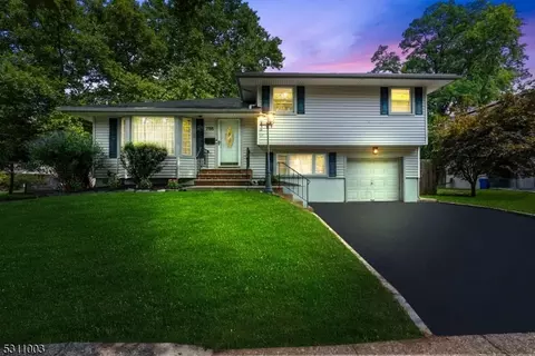 755 Dianne Ct, Rahway, NJ 07065
