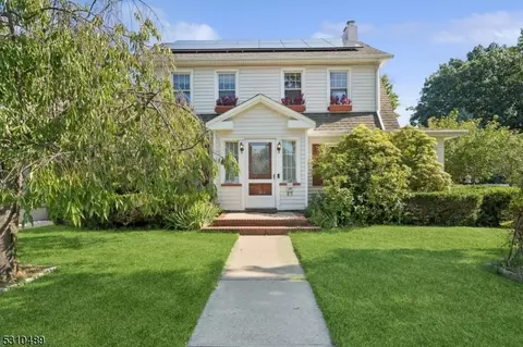 148 Cedar Ave, Hackensack, NJ 07601