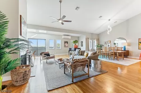 77 Adams Ter, Clifton, NJ 07013