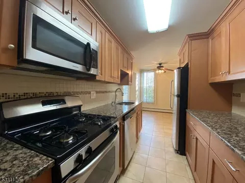 830 Main St #F, Belleville, NJ 07109