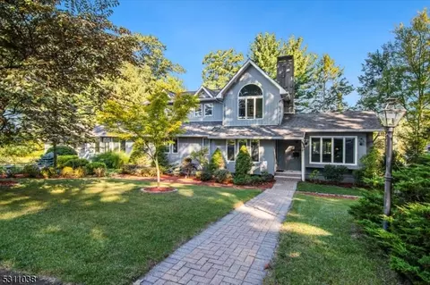 122 Alpine Trl, Sparta, NJ 07871